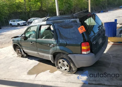 2002 Ford Escape Xls from USA, damaged, VIN 1FMYU01162KB00170